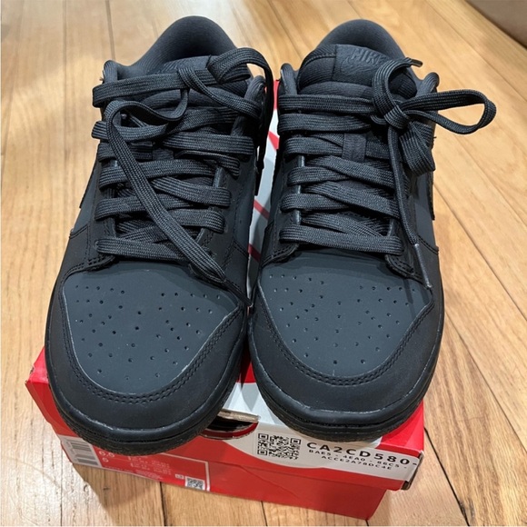 Nike dunk Cyber size 6.5 women’s/5 men’s NWOT - Picture 5 of 5